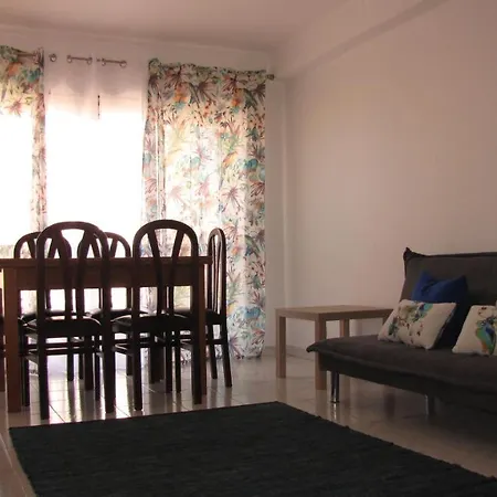 Apartment Waves Peniche